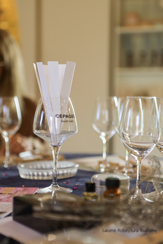 Animation Parfums et Vins Bulle &agrave; parfums - Jura