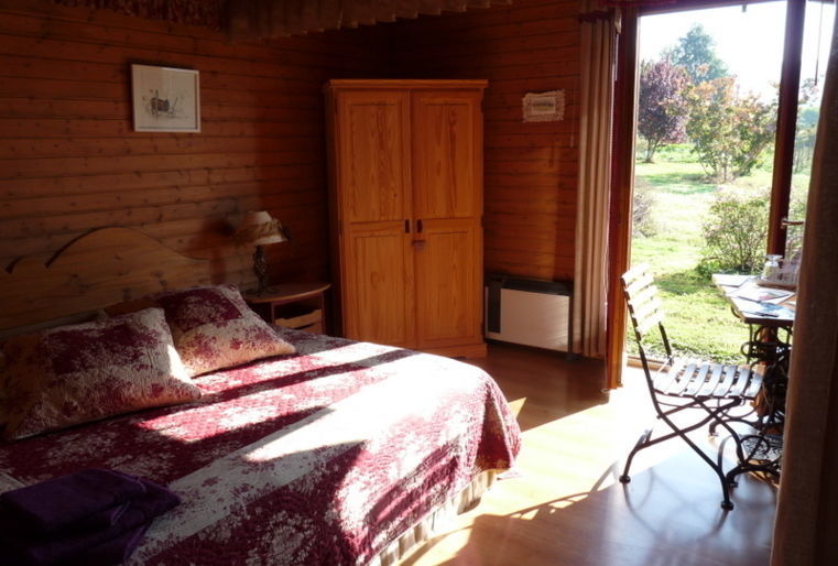 Chambre-Marianne-au-chalet-Les-Maisons-Foug&egrave;re-Jura