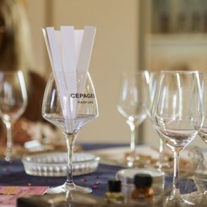 Animations BON CADEAU Animation Olfactive "Parfums & Vins"